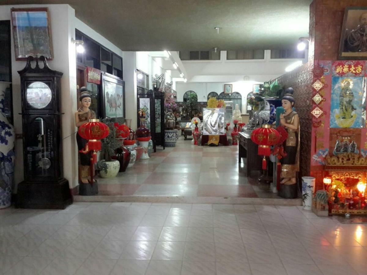 Thairungruang Hotel Surat Thani Eksteriør billede
